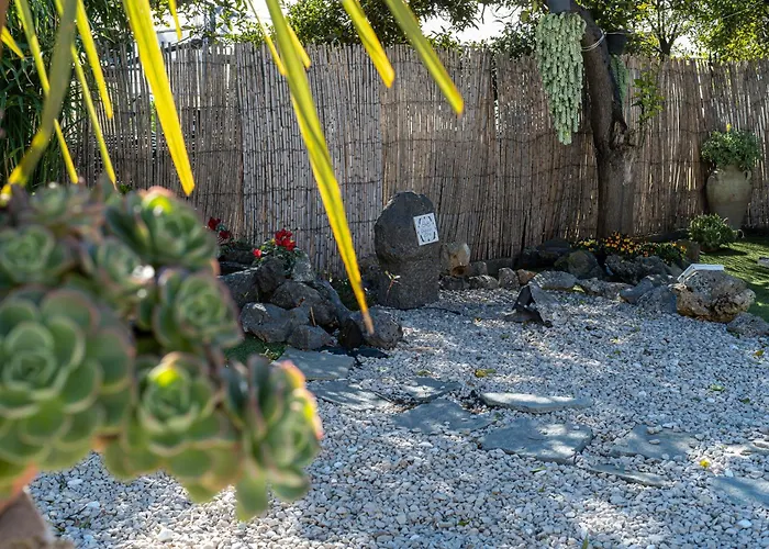 Couette-café Vesuvian Stone